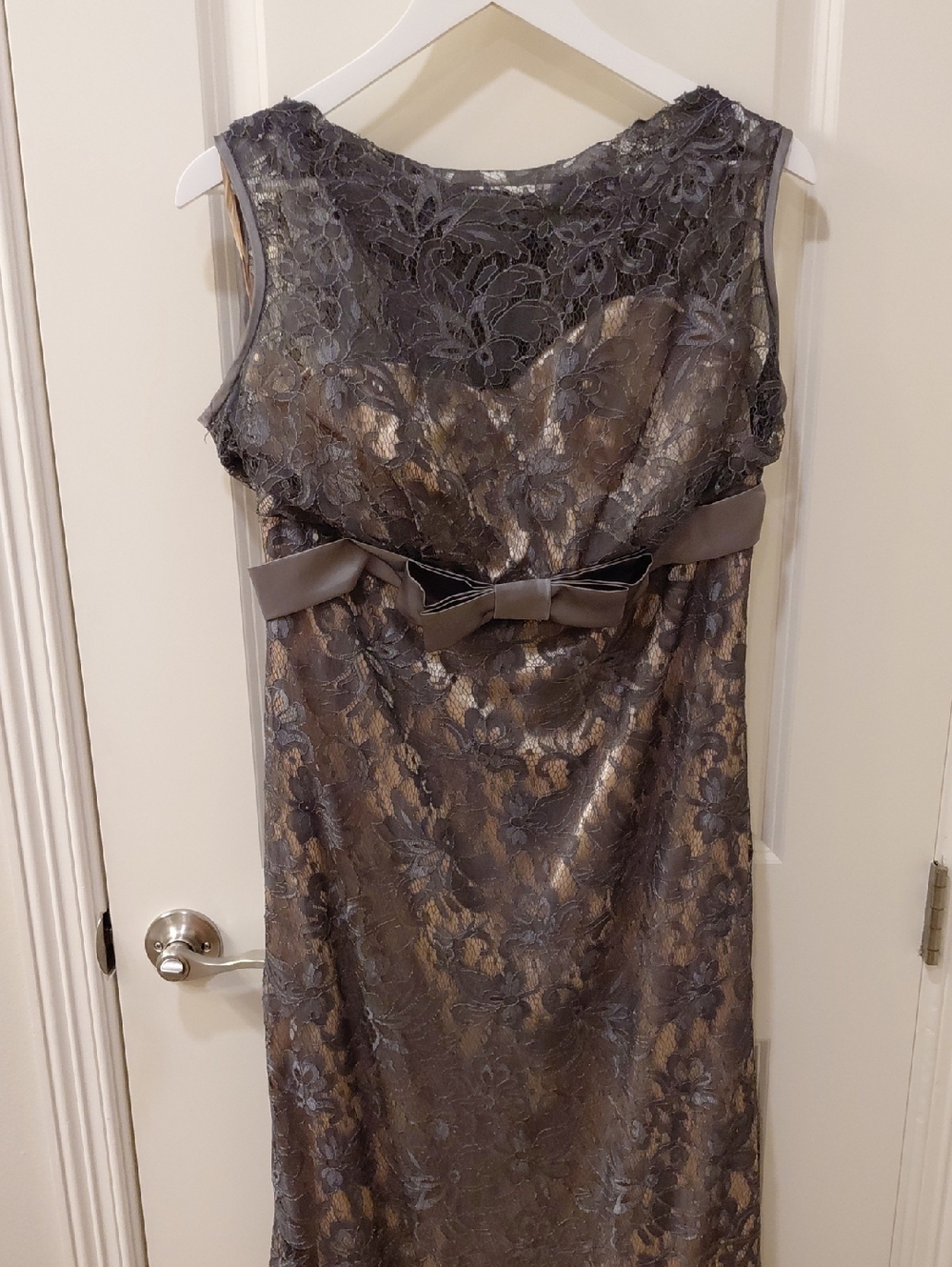 Hand Crafted Metallic Lace Bow-Accent Maxi Dress - Gray & Gold